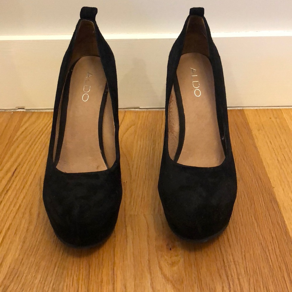 Black Closed Toed Wedges